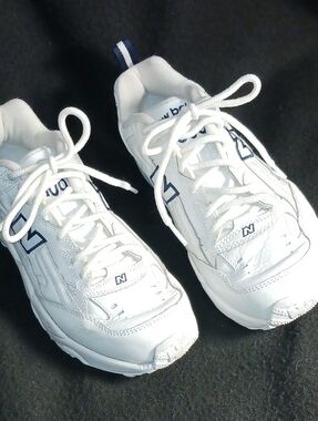 New Balance Men's 606 Cross Training White Sneakers
